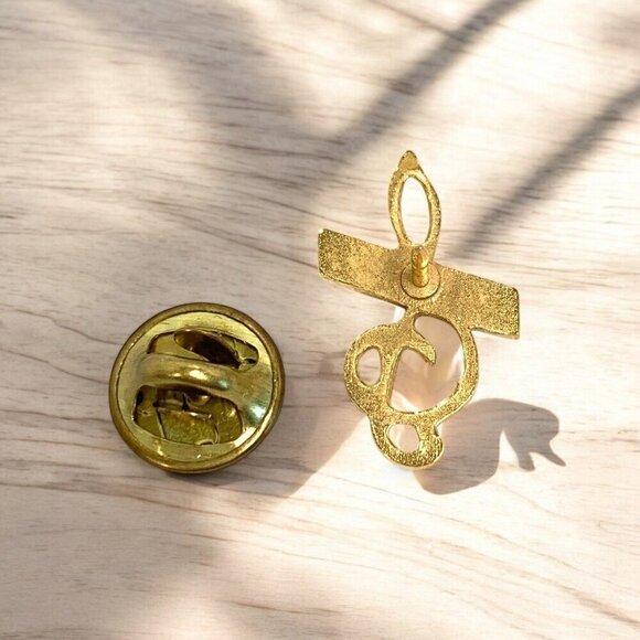 Lot of 20 Music Ensemble Award Lapel Pins No. 700 General Music Enamel Gold NIB - Picture 4 of 5